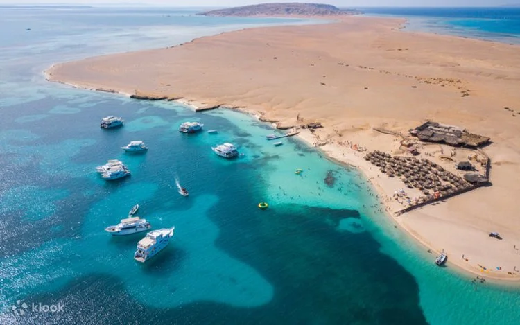 Sandbar Days & Shallow-Reef Snorkels from Hurghada