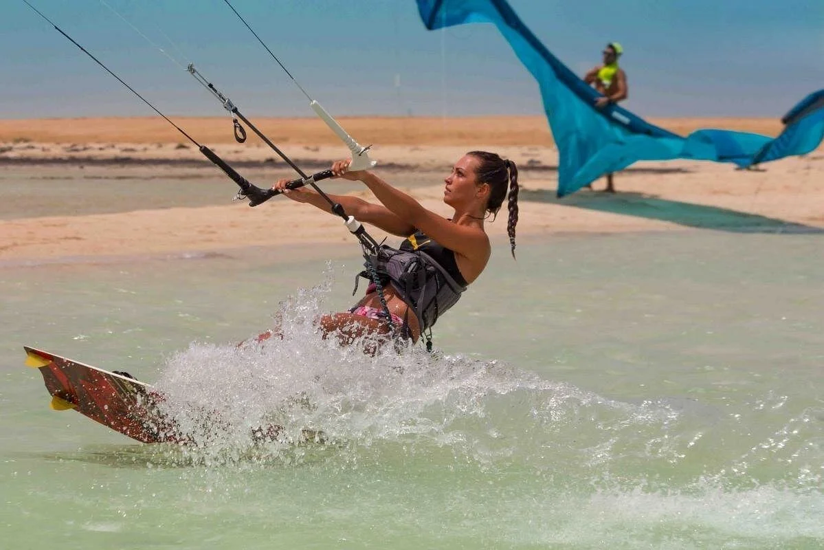 Hurghada: 4-Day Kitesurfing with Hotel Transfers
