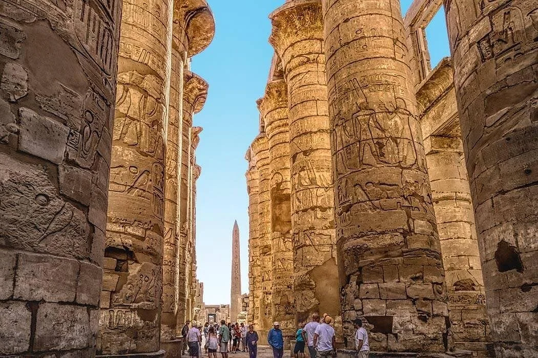 Hurghada: Luxor Valley of the Queens & Karnak Tour