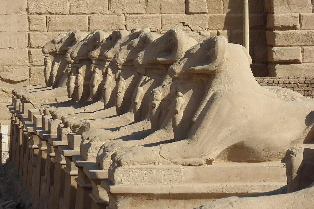 Cairo: 2-Day Flight Tour to Luxor, Aswan & Abu Simbel