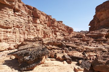 Sharm El Sheikh Day tour to Blue Hole and Dahab Canyon with Lunch - Image 4