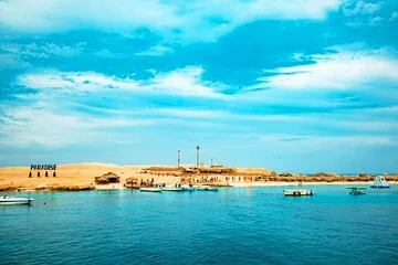 Luxury Cruise trip to Orange Bay and Hula Hula Island