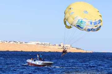 Parasailing in Sharm El Sheikh - Image 2