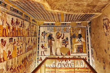 Luxor Day Tour Hurghada with King Valley Artisans Valley and more - Image 2