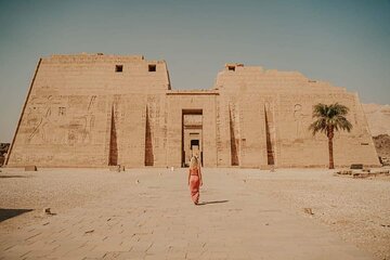Marsa Alam:2 Days Private Tour with kings Nobles Tombs and other - Image 1
