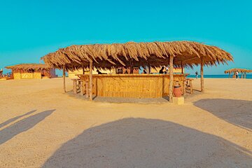 Magawish Island Private Boat with Lunch & Transfer - Hurghada - Image 4