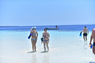 Marsa Mubarak Snorkeling Trip With Transfer & Lunch – Marsa Alam - Image 4