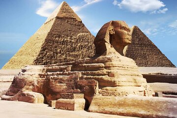 Cairo Tour by bus, Pyramids, Sphinx & Museum with Lunch -Hurghada - Image 1