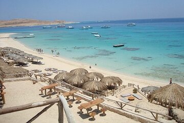 Hula Hula Island Sea Trip With Water Sports And Lunch - Hurghada - Image 4