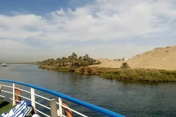 Private Tour Egypt Cairo , Pyramids & Nile Cruise with Flights - Image 2
