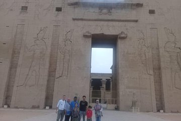 Budget Egypt Sailing Nile cruise from Aswan to Luxor for 3 nights.Special Offer - Image 1
