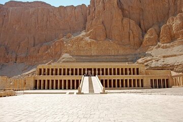 Hurghada: Over Day Tour to Luxor & Balloon Ride & Felucca - Image 4