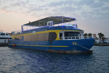 Conquest Semi Submarine Snorkeling Trip Turkish Bath - Hurghada - Image 2