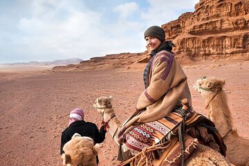 Experience Camel Riding in the Stunning Desert - Hurghada - Image 4