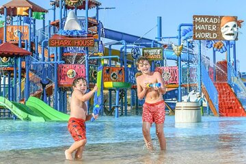 Hurghada: Makadi Water World with Lunch & Transfers - Image 4