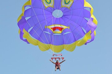 Exclusive Speedboat To Dolphin House & Parasailing - Hurghada - Image 3