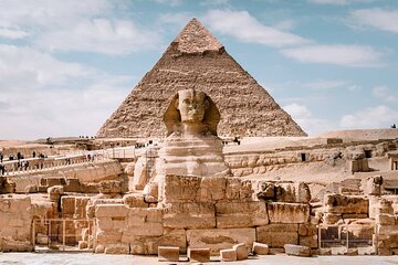 Cairo Day Trip: Pyramids, Egyptian Museum & Lunch - Hurghada - Image 1