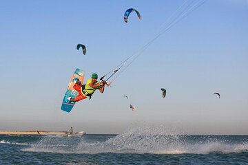 Adventure Awaits 4-Day Kite Surfing with Transfer- Hurghada - Image 2