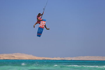 Adventure Awaits 4-Day Kite Surfing with Transfer- Hurghada - Image 3