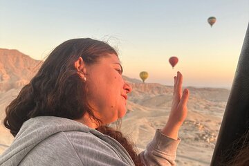 Experience the Magic of a Luxor Sunrise Hot Air Balloon Ride - Image 4
