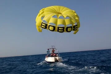 Parasailing Adventure with Private Transport – Sharm El Sheikh - Image 4