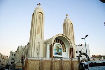 VIP Private City Tour & Sea Food Lunch, transportation - Hurghada - Image 4