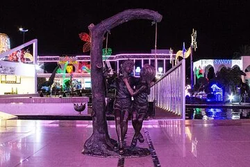 Sightseeing Tour in Sharm El Sheikh Visit Al Sahaba Mosque & SOHO Square - Image 4