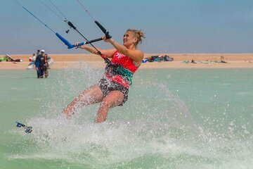 Wave Catching Kite Surfing Experience with Transfers - Hurghada - Image 4