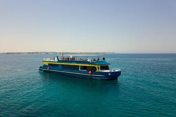 Paradise Conquest Semi-Submarine Snorkeling Sea Trip - Hurghada - Image 2