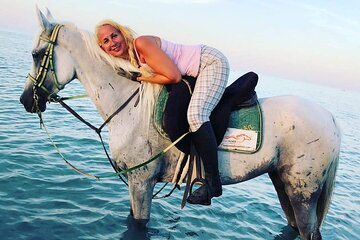 Horseback Two Hours Guided Riding with Transfer in Hurghada - Image 1