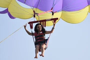 Enjoy The Parasailing Experience in Hurghada - Image 3
