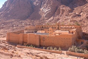 St Catherine's Monastery and the Summit of Mount Sinai from Sharm - Image 4
