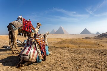 Full Day Tour of the Pyramids & Sphinx With Tickets from Hurghada - Image 1
