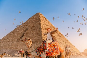 Full Day Tour of the Pyramids & Sphinx With Tickets from Hurghada - Image 2