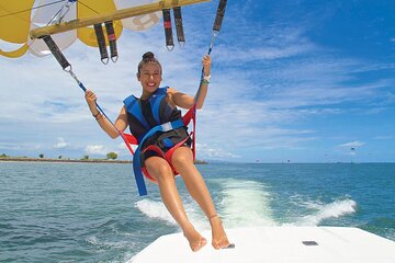 Private Parasailing With Private Transfer in Sharm - Image 1