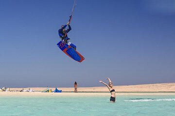 Enjoy 2 Days of Thrilling Kite Surfing with Transfers - Hurghada - Image 3