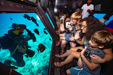 Semi Submarine and Snorkeling Sea Trip With Transfer - Hurghada - Image 3
