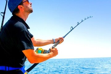 All-Day Private Fishing Trip with Equipment & Dinner - Hurghada - Image 4