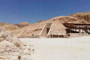 Luxor private full day tour 3-7 pax - Image 2