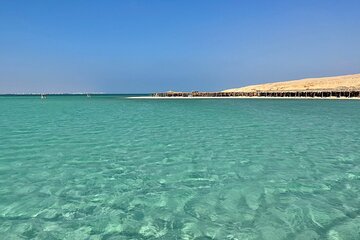 Hurghada Full Day Boat Trip with Snorkeling and Lunch - Image 3