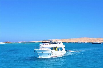 Full Day Dolphin House Boat Trip, Water Sports & Lunch-Hurghada - Image 2