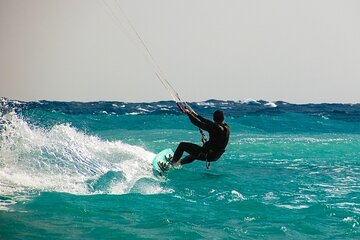 2-Day Kite Surfing Thrilling Waves & Easy Transfers - Hurghada - Image 4
