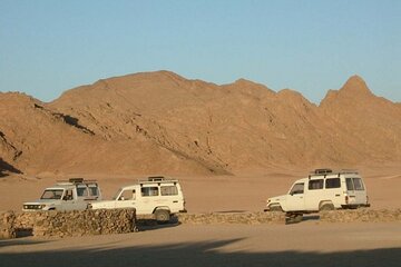 Jeep Safari Adventure Desert Tour With Dinner And Show - Image 4
