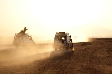 Private Tour Bedouin BBQ in the Egyptian Desert by 4x4 - Image 1