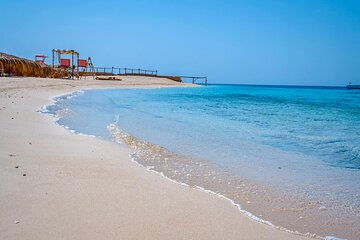 Discover Paradise Island Adventure - Image 2