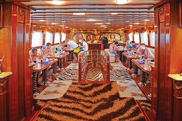 Sharm: Pirates Sailing Boat Ras Mohammed & White island and Lunch - Image 5