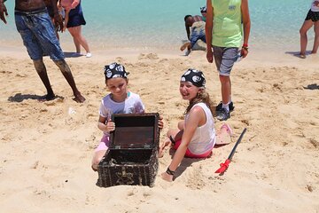 Sharm: Pirates Sailing Boat Ras Mohammed & White island and Lunch - Image 6