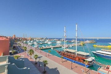 Tour of Hurghada Attractions Including Free Time for Shopping! - Image 3