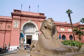 Full Day Tour from Hurghada to the Giza Plateau and Museum - Image 3