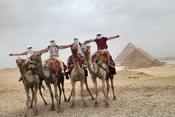 Full Day Tour from Hurghada to the Giza Plateau and Museum - Image 4